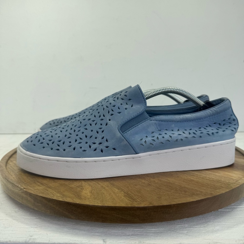 Vionic 356 Midi Perforated Slip On Shoes Light Blue Womens Size 9